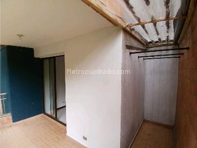 Apartamento en venta en La Inmaculada, Envigado · foto 7 de 19