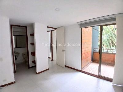 Apartamento en venta en La Inmaculada, Envigado · foto 8 de 19