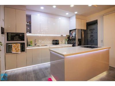 Apartamento de 3 alcobas en venta en Niquia, Bello, 90 m² · foto 2 de 11