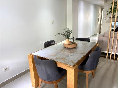 Apartamento en venta en Laureles, Medellín · foto 3 de 16