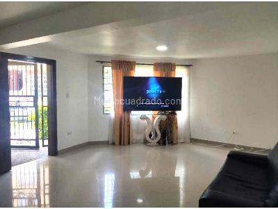 Casa de 5 alcobas en venta en Belen, Medellín, 320 m² · foto 2 de 20