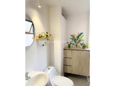 Apartamento de 3 alcobas en venta en El Poblado, Medellín, 96 m² · foto 10 de 11