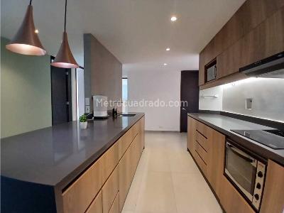 Apartamento de 3 alcobas en venta en El Poblado, Medellín, 96 m² · foto 3 de 11