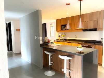 Apartamento de 3 alcobas en venta en El Poblado, Medellín, 96 m² · foto 4 de 11