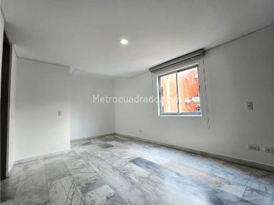 Apartamento de 3 alcobas en venta en Laureles, Medellín, 107 m² · foto 12 de 19