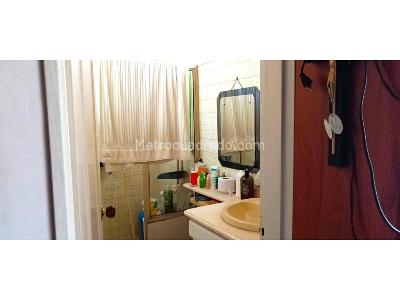 Casa de 5 alcobas en venta en La America, Medellín, 235 m² · foto 14 de 17
