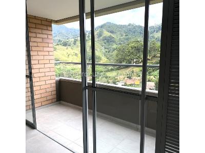 Apartamento de 2 alcobas en venta en Loma De San Jose, Sabaneta, 73 m² · foto 9 de 20