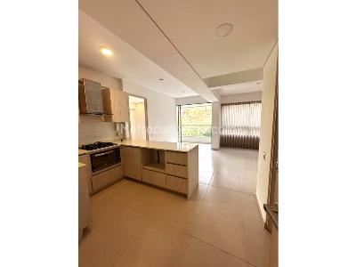Apartamento en venta en Pan De Azucar, Sabaneta · foto 4 de 18