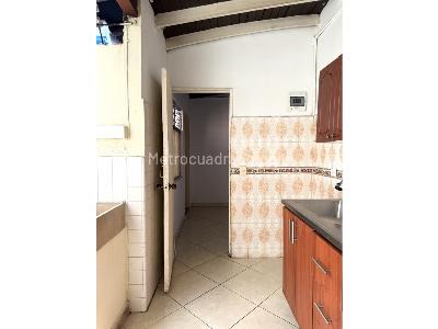Casa de 2 alcobas en venta en Campo Valdes, Medellín, 113 m² · foto 8 de 20