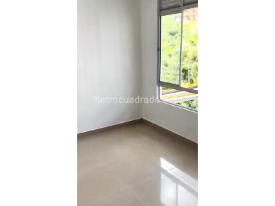 Apartamento en venta en Calasanz, Medellín · foto 9 de 17