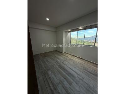 Apartamento de 4 alcobas en venta en La Navarra, Bello, 161 m² · foto 11 de 20
