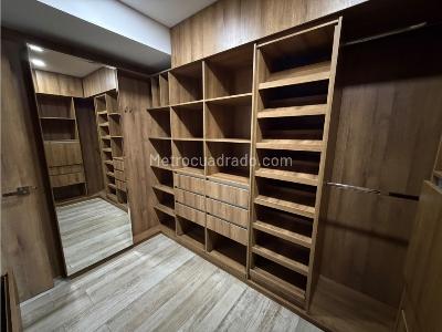 Apartamento de 4 alcobas en venta en La Navarra, Bello, 161 m² · foto 17 de 20