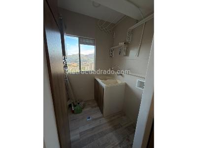 Apartamento de 4 alcobas en venta en La Navarra, Bello, 161 m² · foto 4 de 20