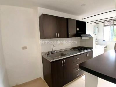 Apartamento en venta en Suramerica, Itagüí · foto 2 de 14