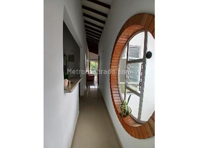 Apartamento de 3 alcobas en venta en San Jose, Sabaneta, 87 m² · foto 10 de 20