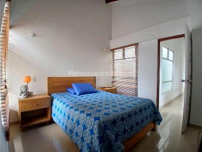Apartamento de 3 alcobas en venta en San Jose, Sabaneta, 87 m² · foto 12 de 20