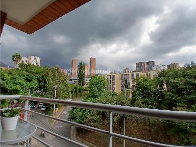 Apartamento de 3 alcobas en venta en San Jose, Sabaneta, 87 m² · foto 5 de 20