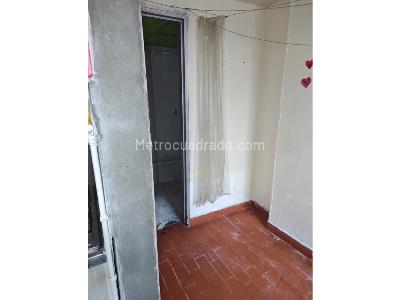 Apartamento de 3 alcobas en venta en Laureles, Medellín, 103 m² · foto 10 de 13
