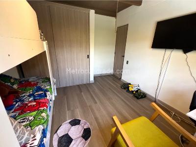 Casa de 4 alcobas en venta en Primavera, Envigado, 180 m² · foto 11 de 20