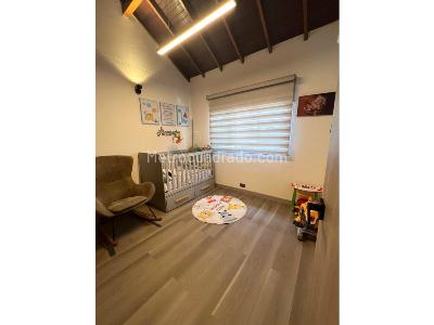 Casa de 4 alcobas en venta en Primavera, Envigado, 180 m² · foto 12 de 20