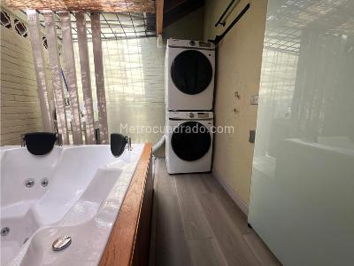 Casa de 4 alcobas en venta en Primavera, Envigado, 180 m² · foto 6 de 20