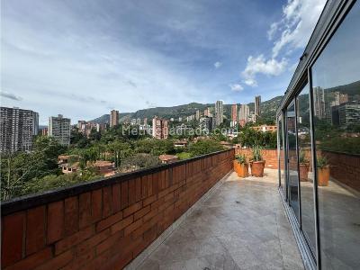 Apartamento en venta en El Poblado, Medellín · foto 2 de 13