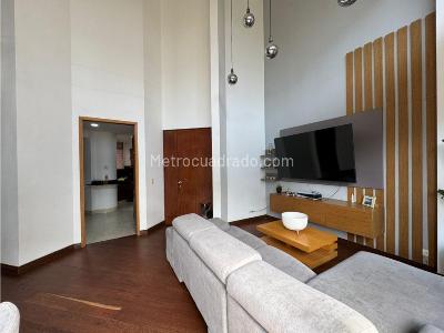 Apartamento en venta en El Poblado, Medellín · foto 6 de 13