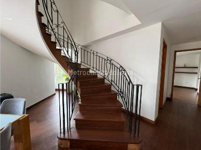 Apartamento en venta en El Poblado, Medellín · foto 9 de 13
