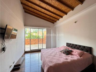 Apartamento en venta en El Poblado, Medellín · foto 11 de 13