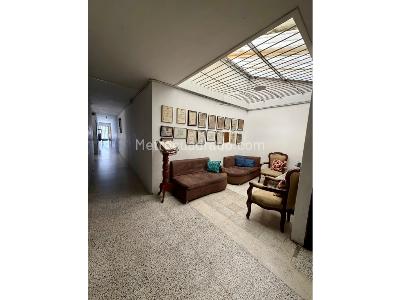 Casa de 5 alcobas en venta en Calasanz, Medellín, 235 m² · foto 3 de 20
