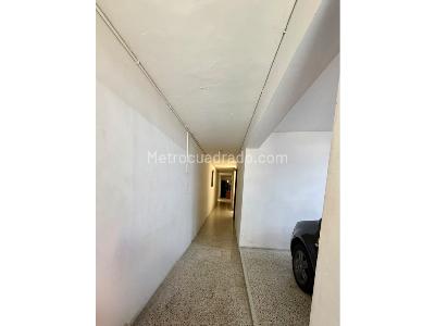 Casa de 5 alcobas en venta en Calasanz, Medellín, 235 m² · foto 5 de 20