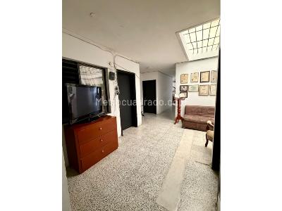 Casa de 5 alcobas en venta en Calasanz, Medellín, 235 m² · foto 6 de 20