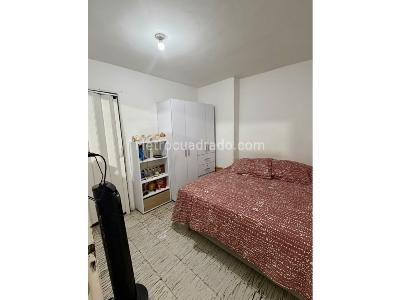 Casa de 5 alcobas en venta en Calasanz, Medellín, 235 m² · foto 15 de 20