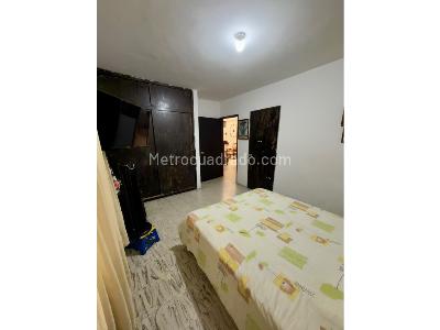 Casa de 5 alcobas en venta en Calasanz, Medellín, 235 m² · foto 16 de 20