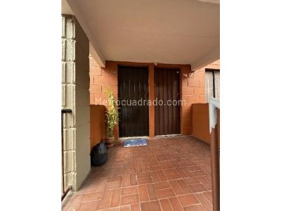 Apartamento de 3 alcobas en venta en Cabañas, Bello, 68 m² · foto 12 de 12