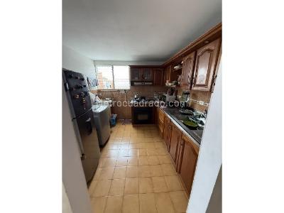 Apartamento de 3 alcobas en venta en Cabañas, Bello, 68 m² · foto 2 de 12