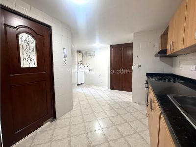 Apartamento de 3 alcobas en arriendo en Laureles, Medellín, 126 m² · foto 7 de 20