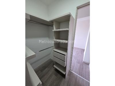 Apartamento de 3 alcobas en venta en Asdesillas, Sabaneta, 76 m² · foto 13 de 20
