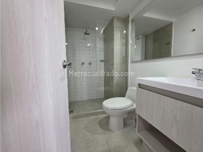 Apartamento de 3 alcobas en venta en Asdesillas, Sabaneta, 76 m² · foto 19 de 20
