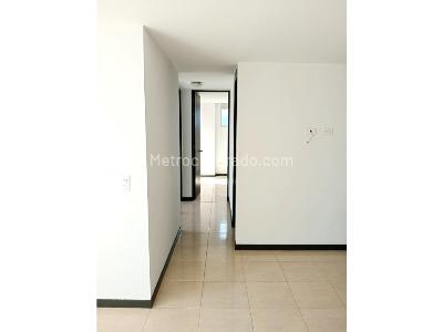 Apartamento de 3 alcobas en venta en Altos De Misael, Envigado, 75 m² · foto 10 de 20
