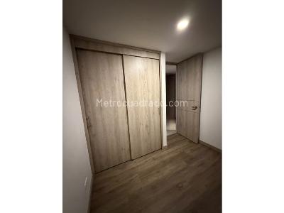 Apartamento en venta en Loma Del Esmeraldal, Envigado · foto 11 de 14