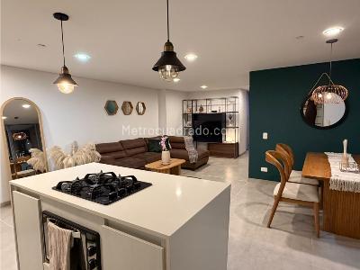 Apartamento en venta en Loma Del Esmeraldal, Envigado · foto 3 de 14