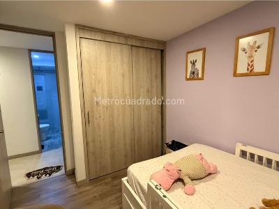 Apartamento en venta en Loma Del Esmeraldal, Envigado · foto 8 de 14