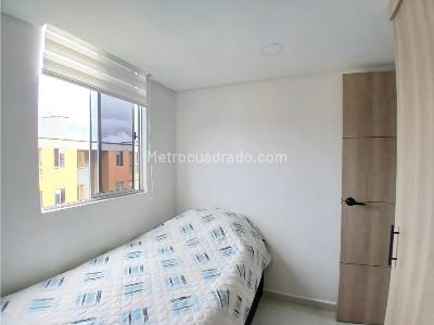 Apartamento en venta en San Antonio De Prado, Medellín · foto 16 de 19