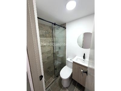 Apartamento de 3 alcobas en venta en El Rincón, Medellín, 57 m² · foto 10 de 12