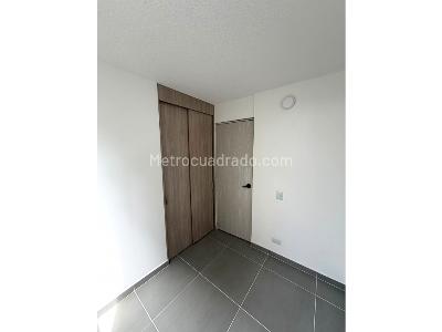 Apartamento de 3 alcobas en venta en El Rincón, Medellín, 57 m² · foto 8 de 12