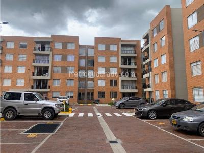 Apartaestudio en venta en La Estacion, Cajicá, 40 m² · foto 2 de 15