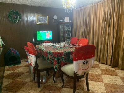 Casa de 5 alcobas en venta en El Batán, Bogotá, 171 m² · foto 5 de 20