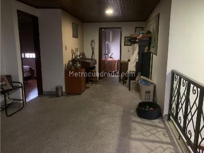 Casa de 5 alcobas en venta en El Batán, Bogotá, 171 m² · foto 10 de 20