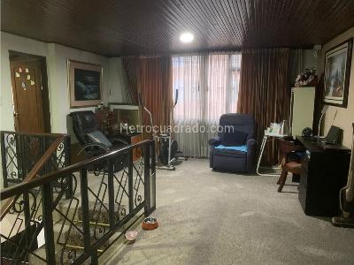 Casa de 5 alcobas en venta en El Batán, Bogotá, 171 m² · foto 11 de 20